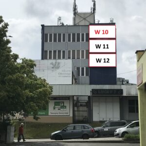W10- Wałbrzych, ul. Broniewskiego 65b