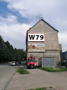 W79 - Wałbrzych, ul. 11-Listopada 164
