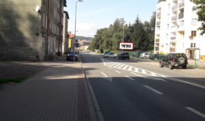 W90 - Wałbrzych, ul. 11 Listopada 81